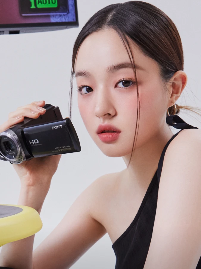 Цветная сыворотка-румяна FEEV Hyper-Fit Color Serum No Makeup