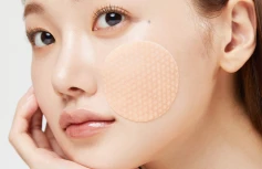 Противовоспалительные пилинг-пэды с янтарной кислотой Medicube Red Succinic Acid Peeling Pad