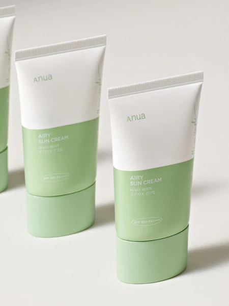 Минеральный солнцезащитный крем с экстрактом хауттюйнии ANUA Airy Sun Cream SPF50+ PA++++ Минеральный солнцезащитный крем с экстрактом хауттюйнии ANUA Airy Sun Cream SPF50+ PA++++