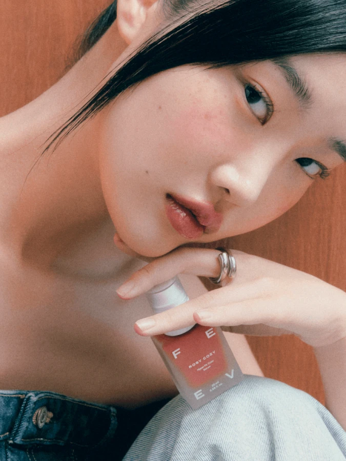 Цветная сыворотка-румяна FEEV Hyper-Fit Color Serum Rosy Cozy