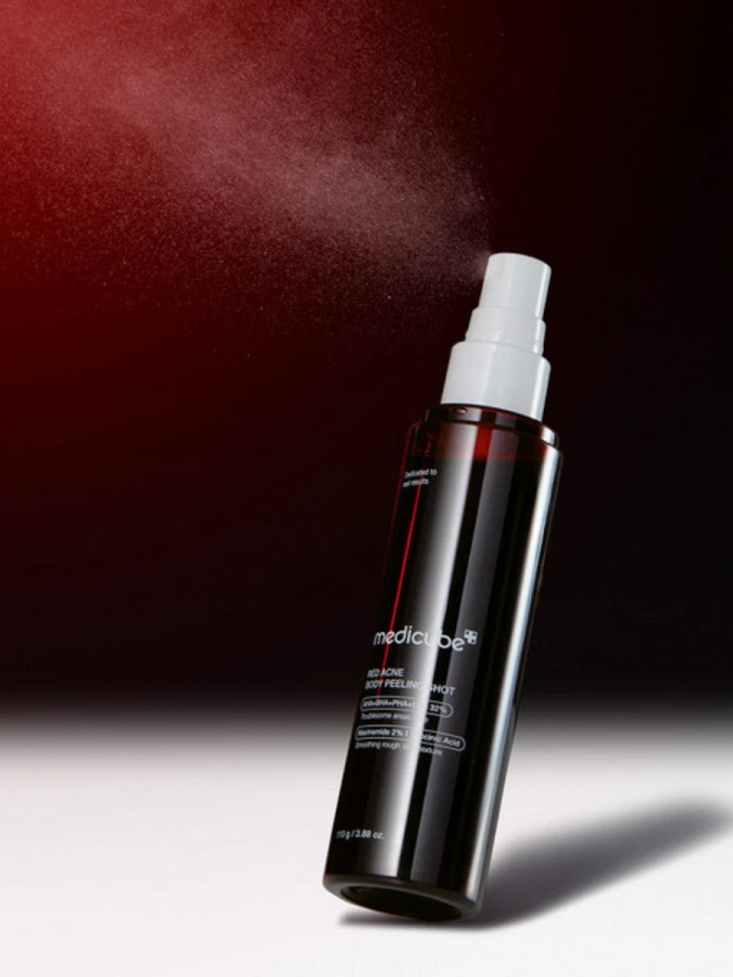 Смываемый спрей-пилинг для тела с комплексом кислот Medicube Red Acne Body Peeling Shot
