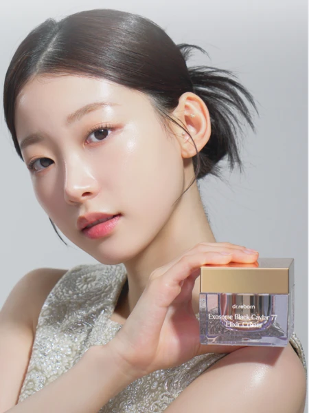 Разглаживающий крем с экзосомами и чёрной икрой DR.REBORN Exosome Black Caviar 77 Elixir Cream