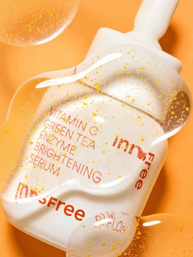 Осветляющая сыворотка с витамином С и энзимами innisfree Vitamin C Green Tea Enzyme Brightening Serum