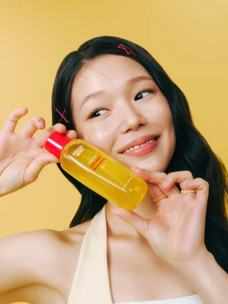 Осветляющий тонер с экстрактом ацеролы и ниацинамидом EQQUALBERRY Vitamin illuminating Toner