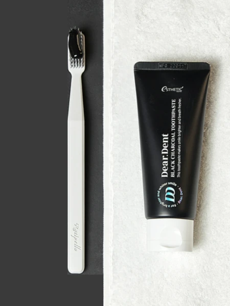 Глубокоочищающая зубная паста с древесным углём Esthetic House Dear.Dent Black Charcoal Toothpaste Глубокоочищающая зубная паста с древесным углём Esthetic House Dear.Dent Black Charcoal Toothpaste