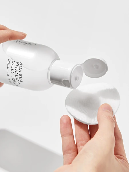 Тонер с кислотами и витамином С Cosrx Refresh AHA BHA Vitamin C Daily Toner Тонер с кислотами и витамином С Cosrx Refresh AHA BHA Vitamin C Daily Toner