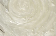 Увлажняющий шампунь для волос с растительными экстрактами La’dor Moisture Balancing Shampoo