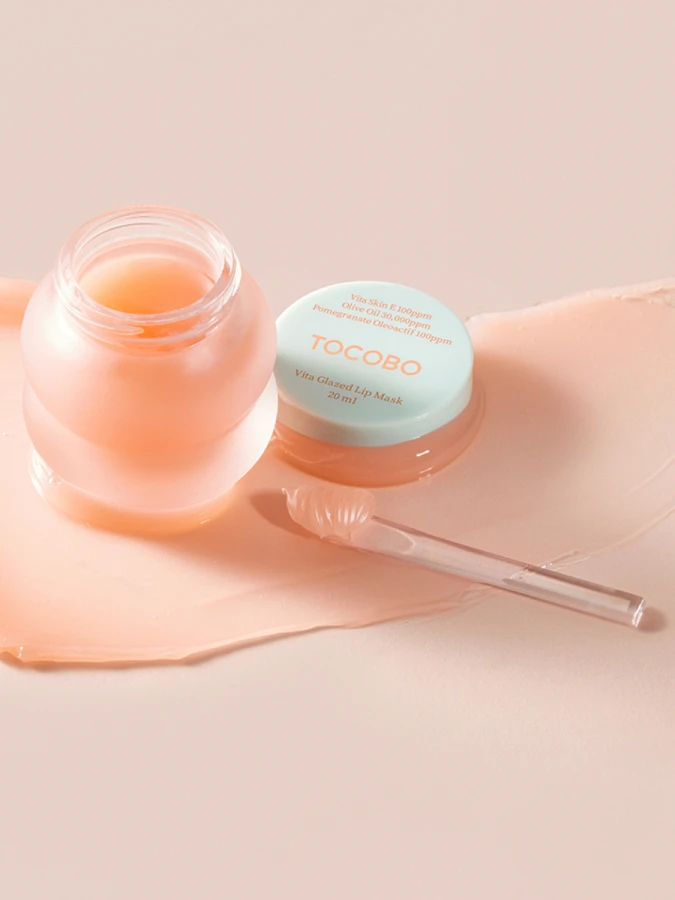 Восстанавливающая ночная маска для губ с антиоксидантами TOCOBO Vita Glazed Lip Mask