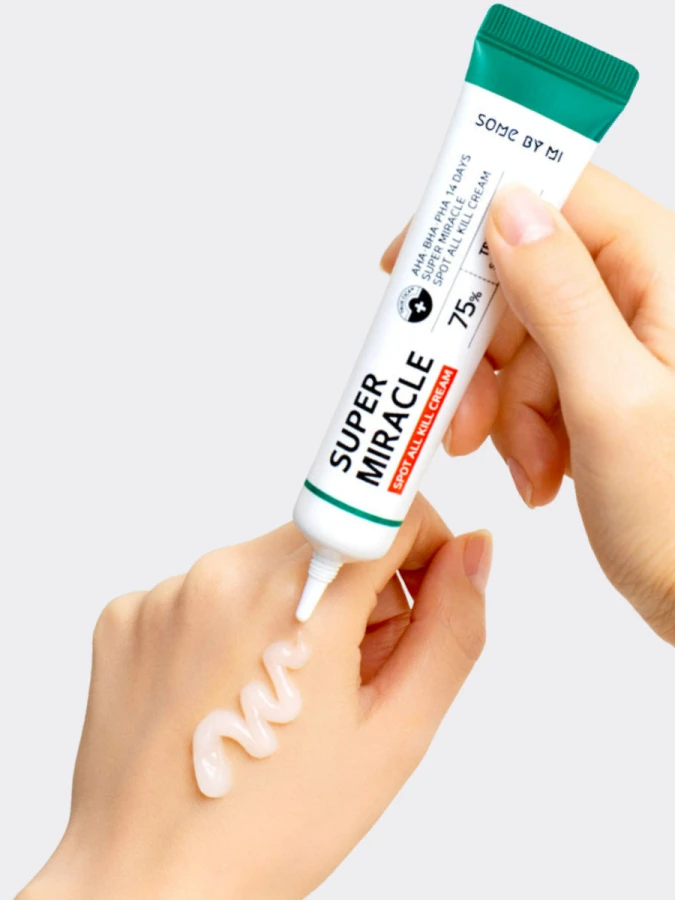 Точечный крем против акне с тремя видами кислот Some By Mi Super Miracle Spot All Kill Cream