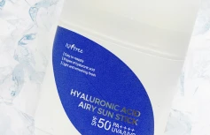 Легкий солнцезащитный стик с гиалуроновой кислотой IsNtree Hyaluronic Acid Airy Sun Stick SPF50+ PA++++