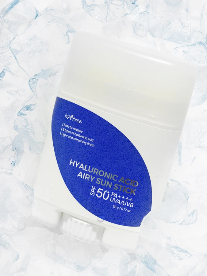 Легкий солнцезащитный стик с гиалуроновой кислотой IsNtree Hyaluronic Acid Airy Sun Stick SPF50+ PA++++