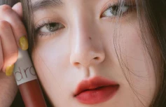 Вельветовый тинт с матовым финишем в глубоком вишнёвом оттенке rom&nd Zero Velvet Tint 06 Deep Soul
