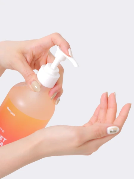 Парфюмированный шампунь для волос с ароматом груши и фрезии JUL7ME Perfume Hair Shampoo Sunset Freesia