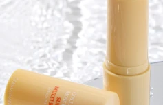 Антивозрастной солнцезащитный стик с коллагеном DERMASHARE Collagen Moisture Sun Multi Balm SPF50+ PA++++