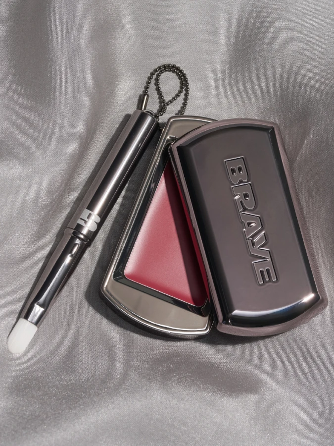 Карманная кисть для макияжа губ в тёмном корпусе BRAYE Pocket Lip Brush Dark Silver