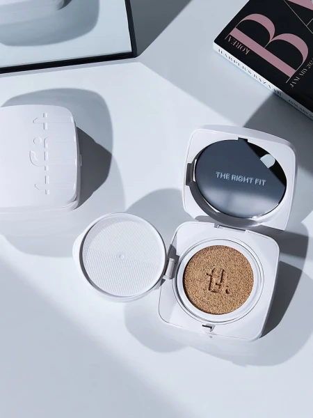 Тональное средство с матовым финишем TFIT Layering Fit Cover Cushion W02 Almond Butter EX SPF50+ PA++++