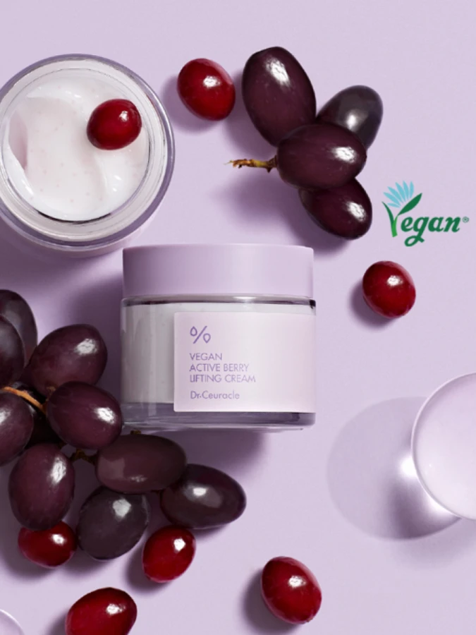 Веганский лифтинг-крем с ресвератролом Dr.Ceuracle Vegan Active Berry Lifting Cream