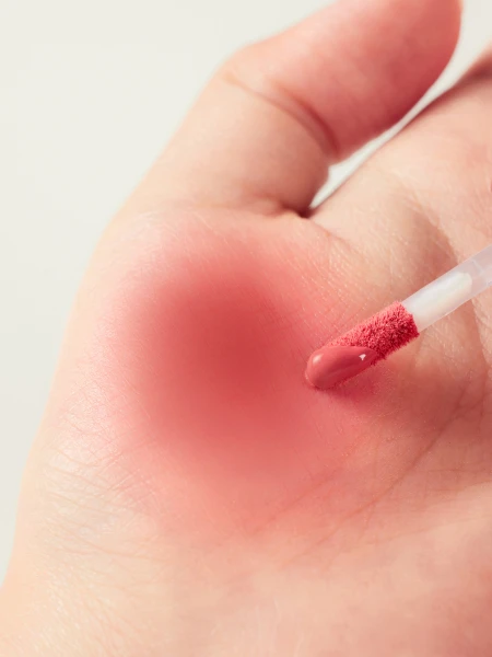 Жидкий тинт для губ Dasique Cream De Rose Tint #04 Redwood