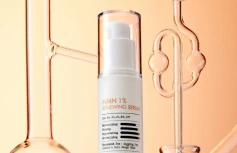 Восстанавливающая сыворотка для лица с ресвератролом Derma Factory NMN 1% Renewing Serum