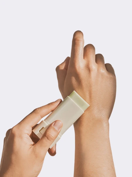 Солнцезащитный стик с экстрактом полыни Beauty of Joseon Matte Sun Stick Mugwort + Camelia SPF 50+ PA++++ Солнцезащитный стик с экстрактом полыни Beauty of Joseon Matte Sun Stick Mugwort + Camelia SPF 50+ PA++++