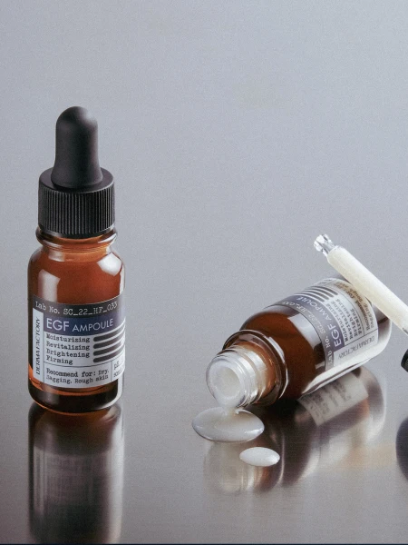 Разглаживающая сыворотка с эпидермальным фактором роста Derma Factory EGF Ampoule