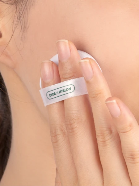 Матирующая рассыпчатая пудра для лица с экстрактом центеллы VT Cica No-Sebum Mild Powder