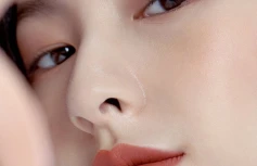 Помада для губ с полуматовым финишем INGA Powder Blur Lipstick Seoul 1990