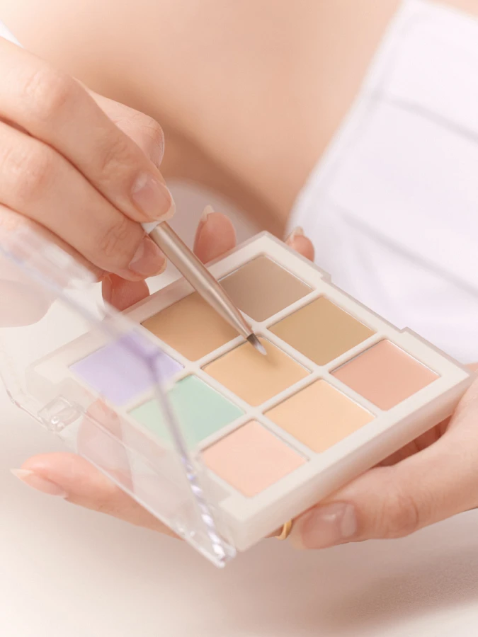 Палетка корректоров в холодных тонах Dasique Pro Concealer Palette #01 Cover