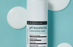 Балансирующее молочко для снятия макияжа с пантенолом Derma Factory PH Balancing Cleansing Milk