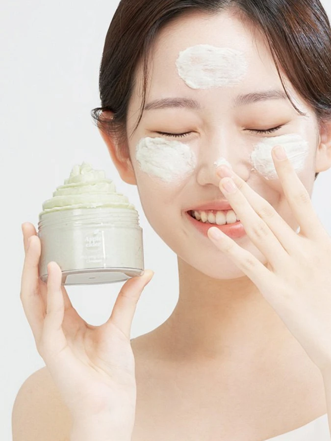 Очищающая крем-пенка для умывания с яблочным уксусом Ariul Apple Cider Whipping Cream Cleanser