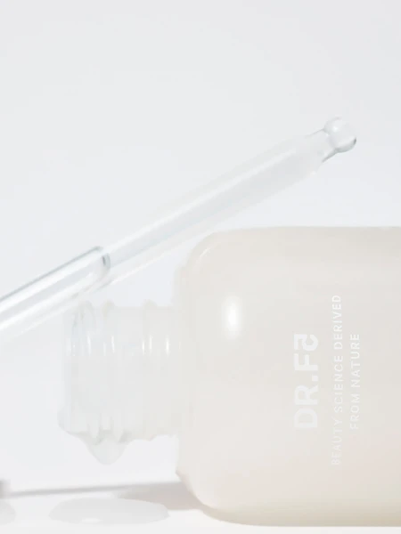 Восстанавливающая сыворотка для лица с церамидами и центеллой DR.F5 EXO-CERA Oil In Essence