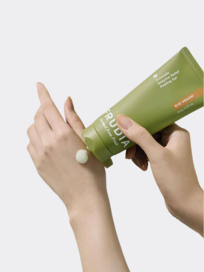 Гель-скатка с авокадо Frudia Avocado Enzyme Relief Peeling Gel
