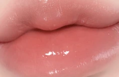 Сияющий бальзам-тинт для губ ALTERNATIVE STEREO Lip Potion Balmy Rose No.0 Nudy Apricot