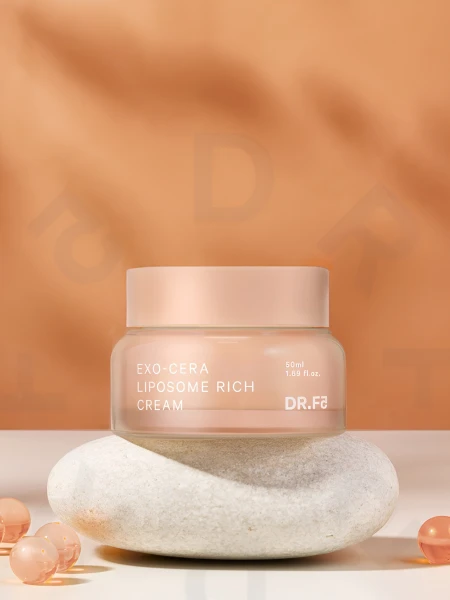 Восстанавливающий крем для лица с церамидами и липосомами DR.F5 EXO-CERA Liposome Rich  Cream