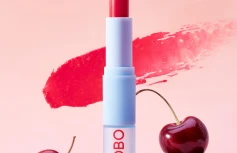 Увлажняющий оттеночный бальзам для губ в вишнёвом оттенке TOCOBO Glass Tinted Lip Balm 011 Flush Cherry