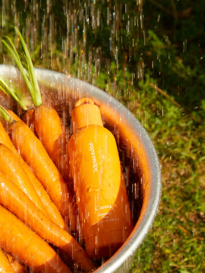 Осветляющий тонер с экстрактом моркови Papa Recipe Carrot Solution Skin