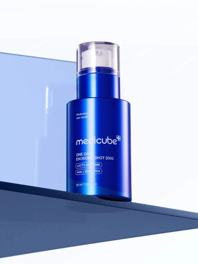Выравнивающая сыворотка со спикулами и экзосомами Medicube One Day Exosome Shot Pore Serum 2000