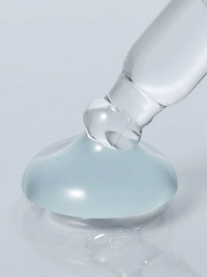 Глубокоувлажняющая сыворотка с гиалуроновой кислотой Blithe Targeted Hydrating Serum Hyaluronic Acid