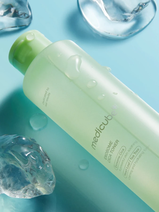 Успокаивающий тонер с экстрактом центеллы и чайного дерева Medicube Exosome Cica Toner