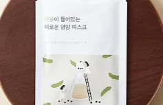 Питательная тканевая маска с экстрактом черной сои Round Lab Soybean Nourishing Sheet Mask