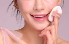 Тональный кушон с матовым финишем DERMASHARE Vegan Long Lasting Air Fixing Cover Cushion 23 Sand