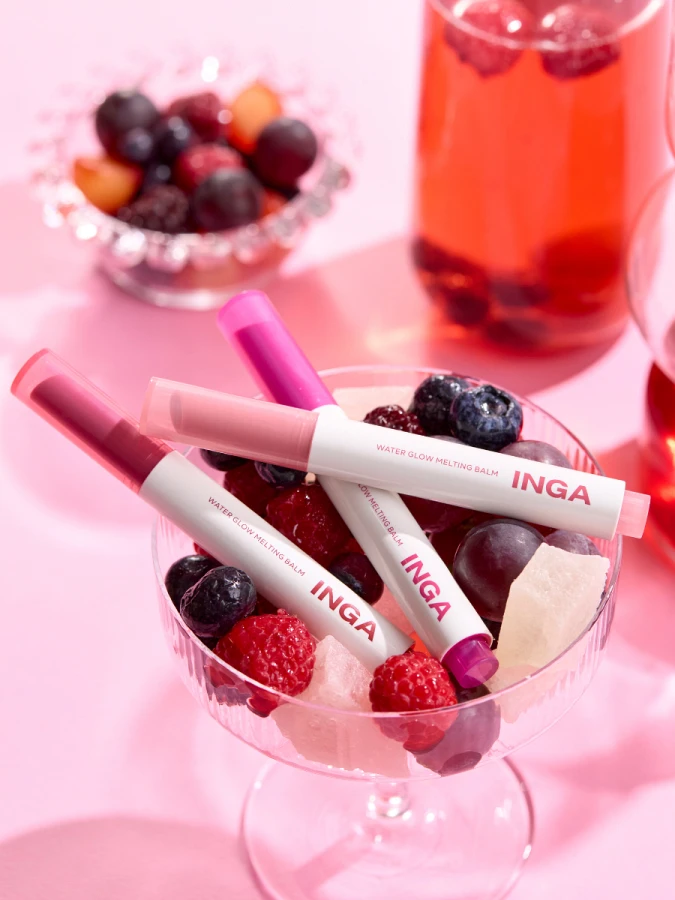 Тающий оттеночный бальзам для губ INGA Water Glow Melting Balm Mulberry Juice