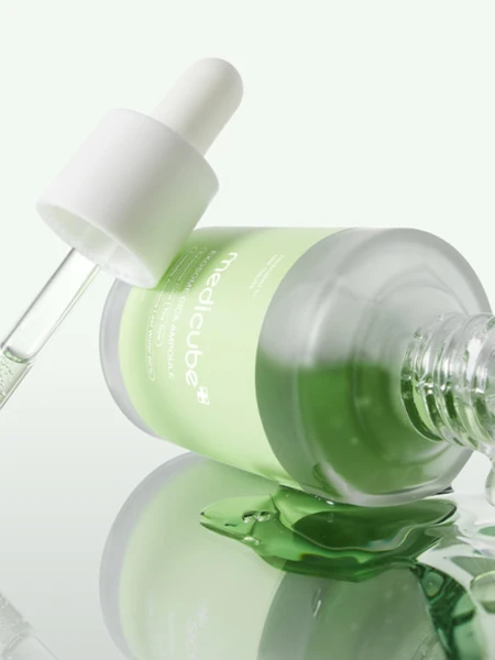 Успокаивающая сыворотка с экстрактом центеллы и чайного дерева Medicube Exosome Cica Serum Успокаивающая сыворотка с экстрактом центеллы и чайного дерева Medicube Exosome Cica Serum