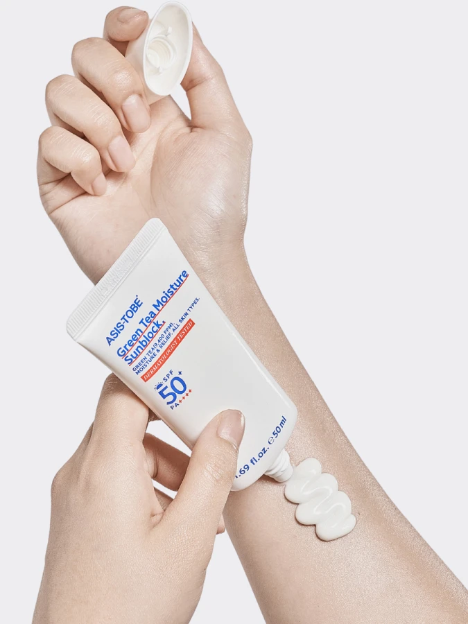 Увлажняющий солнцезащитный крем для лица с экстрактом зеленого чая ASIS-TOBE Green Tea Moisture Sunblock SPF50+PA++++ Увлажняющий солнцезащитный крем для лица с экстрактом зеленого чая ASIS-TOBE Green Tea Moisture Sunblock SPF50+PA++++