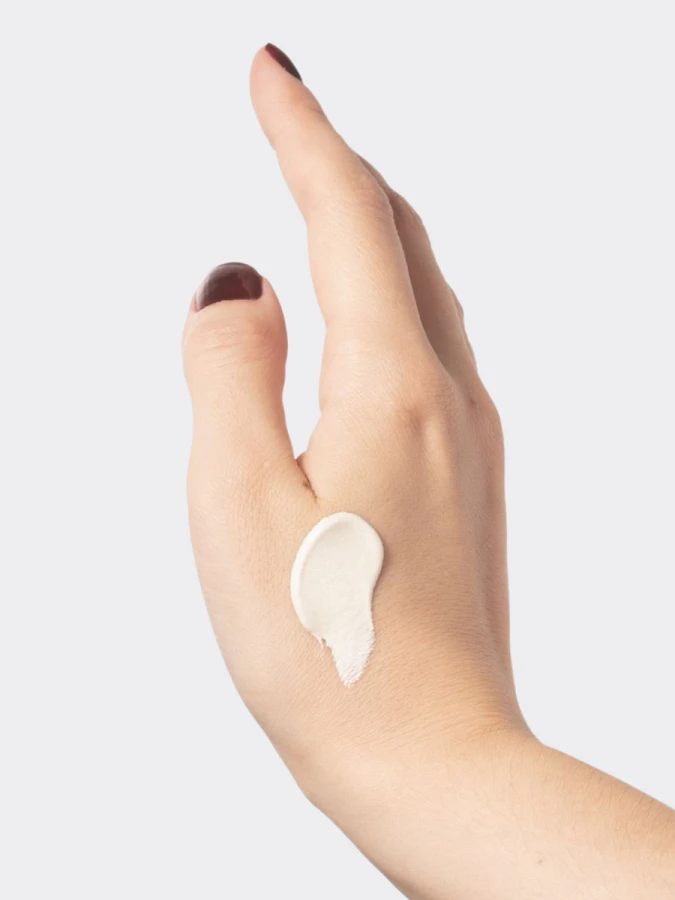 Крем с коррекцией тона для лица, теплый подтон Holika Holika Natural Petit CC SPF 32 PA++