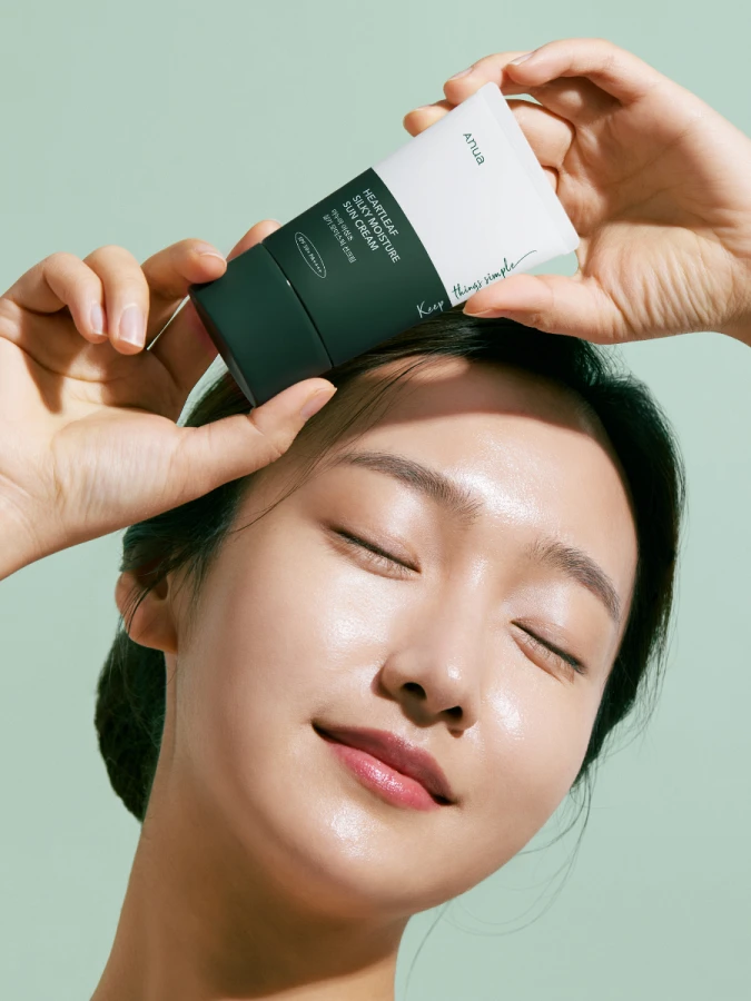 Солнцезащитный крем с экстрактом хауттюйнии ANUA Heartleaf Silky Moisture Sun Cream SPF50+ PA++++