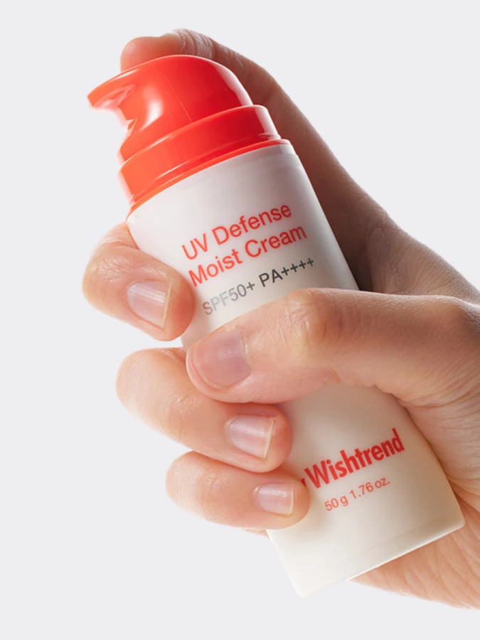 Солнцезащитный крем с растительными экстрактами By Wishtrend UV Defense Moist Cream SPF50+ PA++++