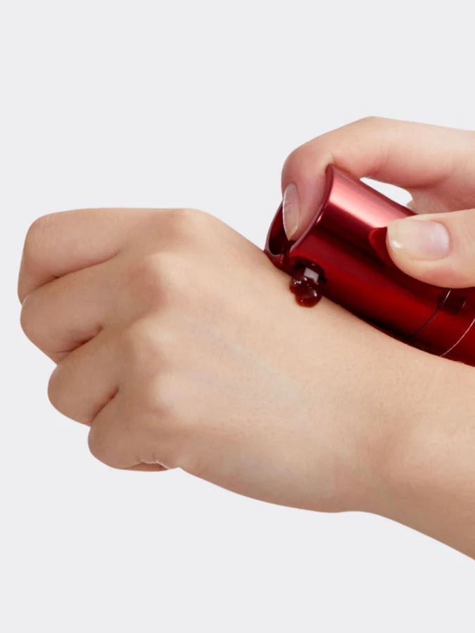 Тонизирующая сыворотка-бустер с растительными экстрактами VT Red Booster Reedle Shot 100