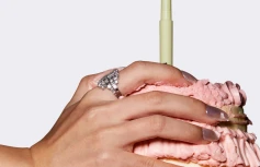 Кремовый карандаш для губ UNLEASHIA Oh! Happy Day Lip Pencil No. 3 Strawberry Cake