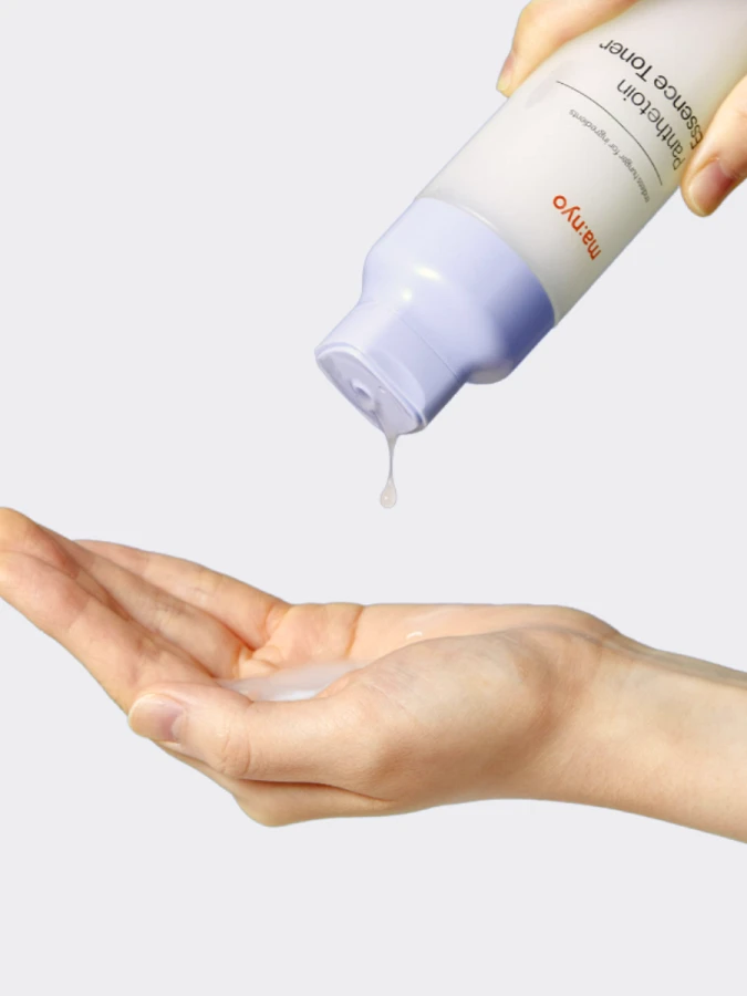 Успокаивающая тонер-эссенция для лица с пантетоином Ma:nyo Factory Panthetoin Essence Toner